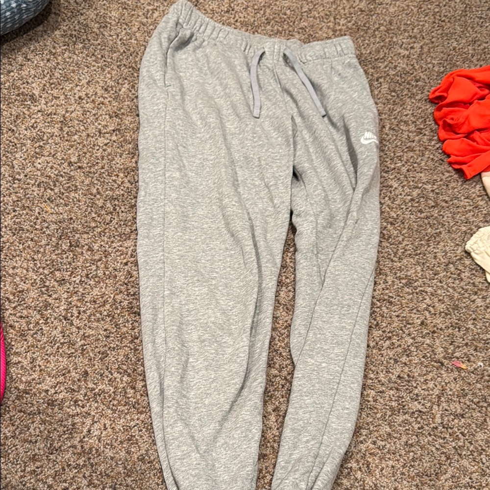 Nike Gray Sweatpants Relaxed Fit Tapered Leg